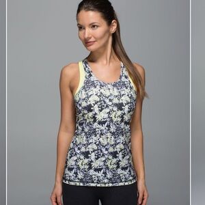 Lululemon Inspiration Tank II
Crosscourt Petal Black Clarity Yellow
